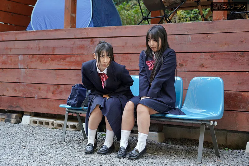 泉りおん出演「野ション女子○生連鎖開脚拘束おしっこ噴射3 泉りおん 皆月ひかる 由良かな」のサンプル画像6枚目