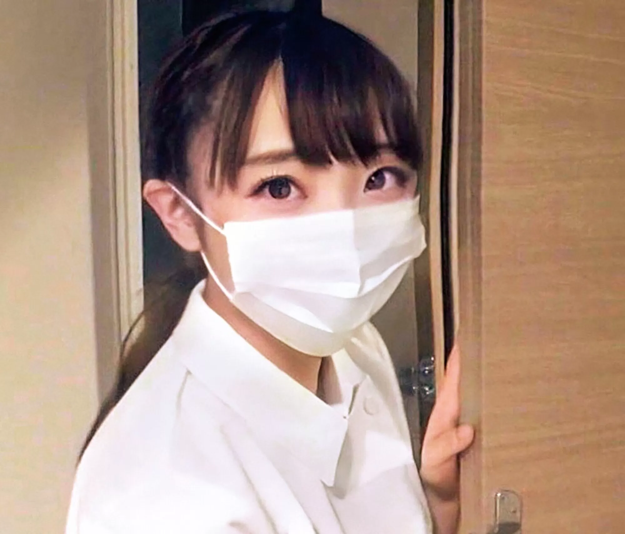 夜勤明けのナースはチ〇ポが欲しくてたまらない！？超多忙な都内病院勤務の看護師さんが白衣を乱してデカチン跨りSEX没頭グリグリ騎乗位／／／発情しすぎて連続射精！！精液を中出し採取する白衣の天使10人300分プレミアムベスト！！