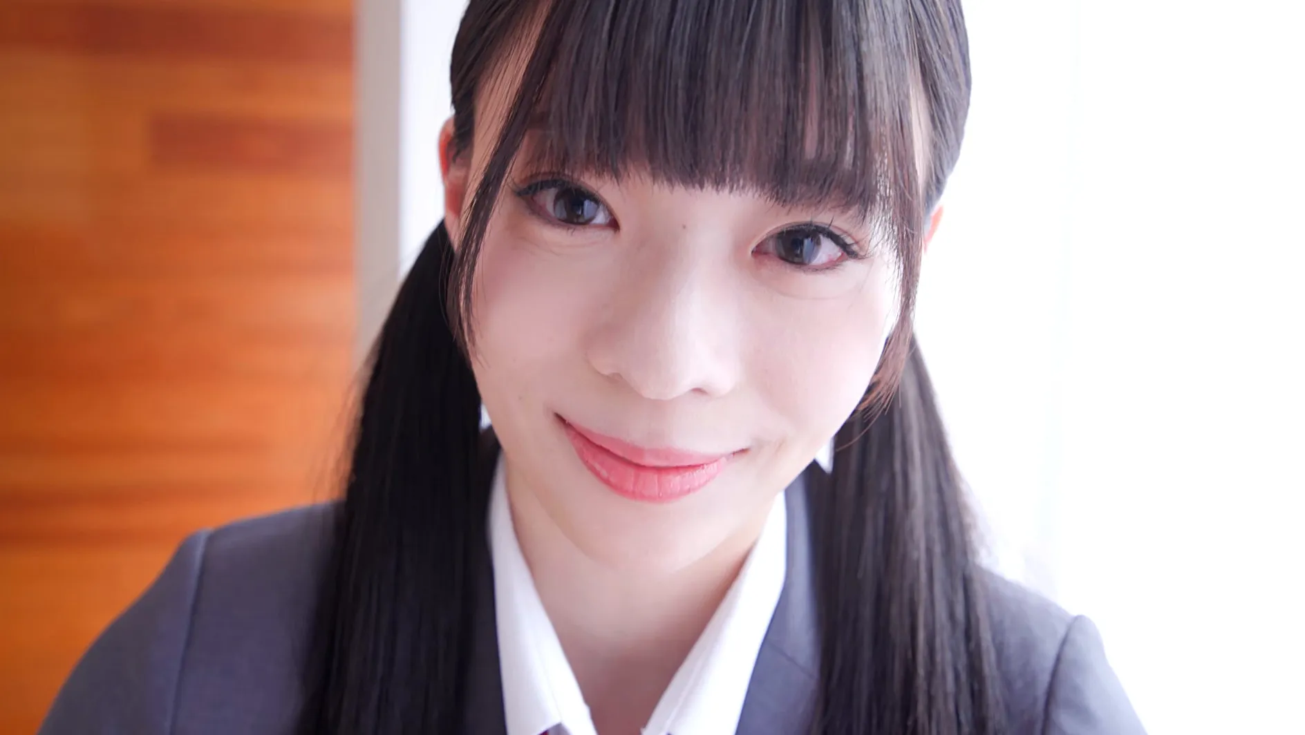 冬月るか出演「Summer Moon 冬月るか」のサンプル画像8枚目