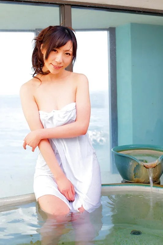 篠田ゆう出演「今夜妻が浮気します 人妻夜●いツアー 篠田ゆう 水野朝陽 早川瑞希…他 全10人5時間」のサンプル画像3枚目