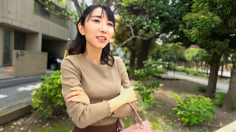 美熟女ハメ撮り プレミアム2 ~地方都市の人妻と待ち合わせして即SEX~のサンプル画像1枚目