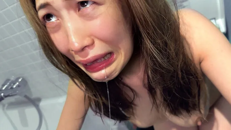 24時間居座り集団中出しレ●プ04 人妻Mさんのサンプル画像