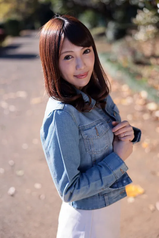 夫に内緒でAV出演 素人若妻が中出しセックスで本気イキ!のサンプル画像12枚目