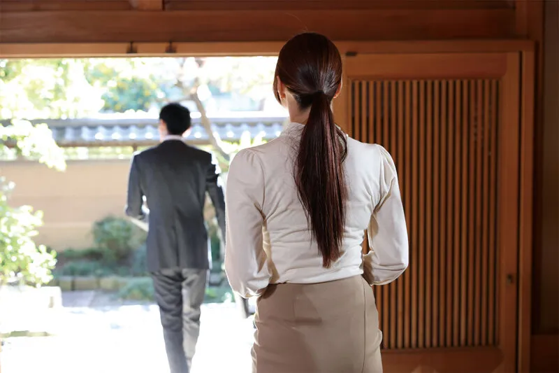 加藤あやの出演「義父に虐げられた美しい嫁 加藤あやの」のサンプル画像1枚目