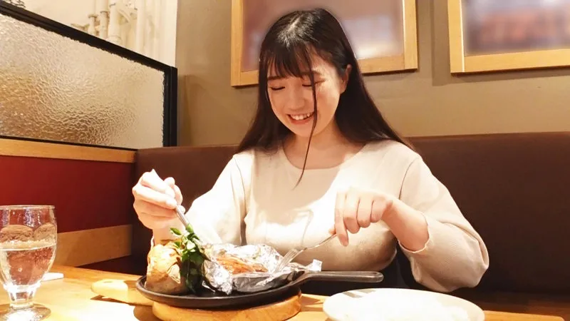 借金返済のため、私の愛しい娘、紹介します。まだうら若いピチピチのぽっちゃり巨乳娘でございます。萌香のサンプル画像