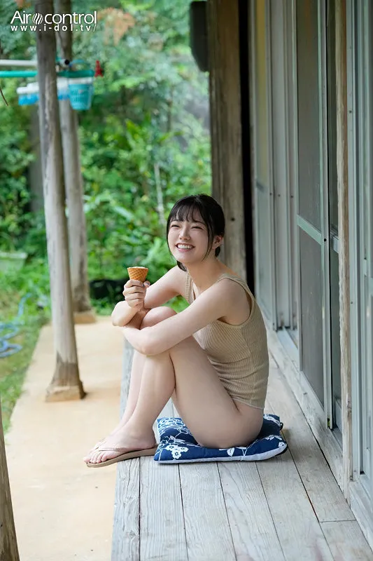 宮下玲奈出演「ALL NUDE 宮下玲奈」のサンプル画像2枚目