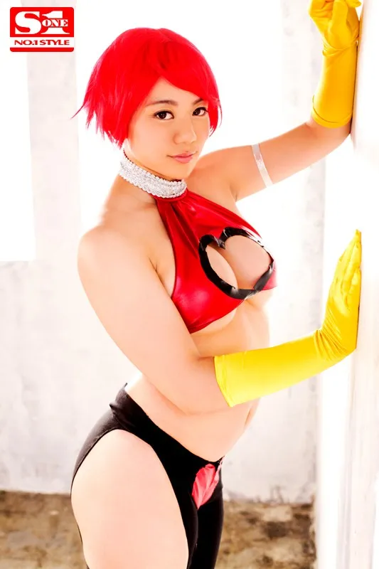 白石真琴出演「スーパー黄金比筋肉BODYコスプレイヤー 発射まで着たまま5変身SEX 白石真琴」のサンプル画像1枚目